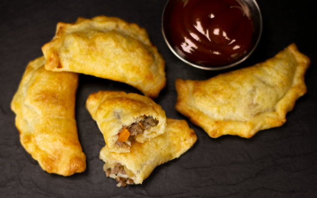 Mini Cornish Pasties - McCain Foodservice